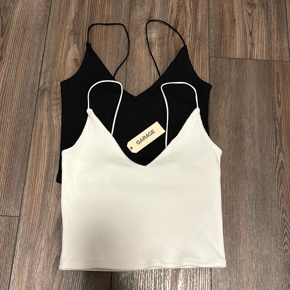NWT Set of TWO Garage Ribbed V Neck Bungee Cami Crop Tank Top Size Medium